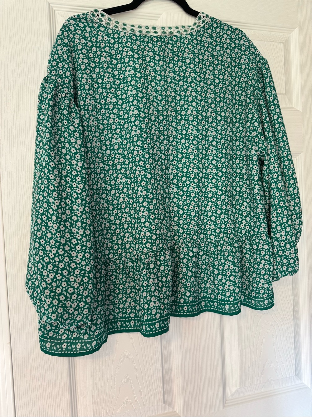 Max Studio Green Ditsy Floral Lace-Trim Peasant Tunic - Picture 5 of 5